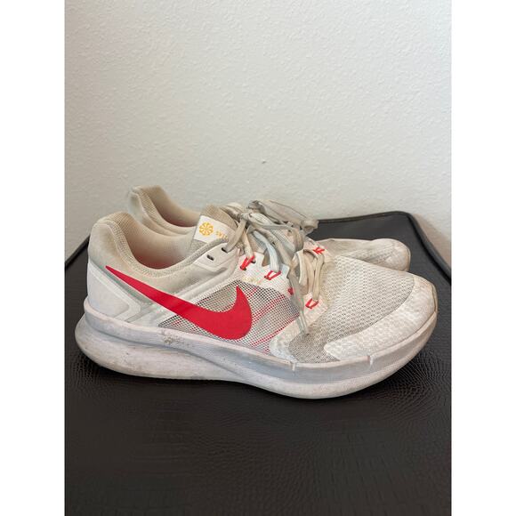 Nike Run Swift 3 \'White Bright Crimson\' DR2695-101 Sneakers main image 5